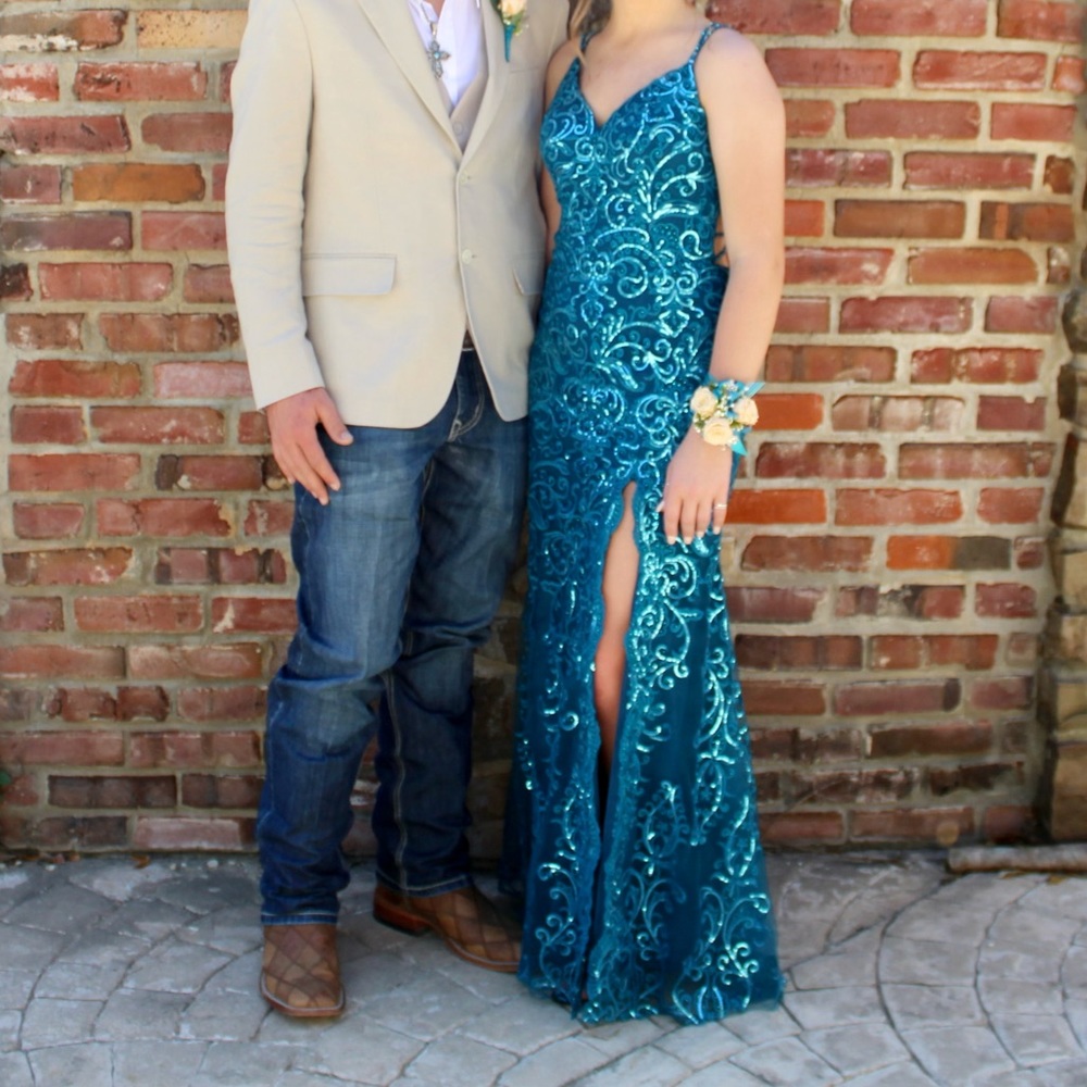 Camille La Ve Sparkly Turquoise Dress